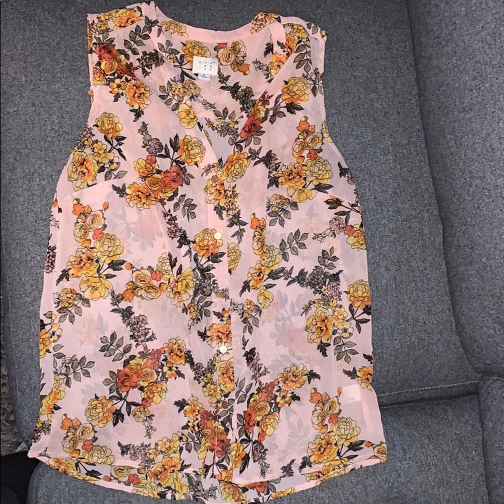 Button Up Sleeveless Blouse